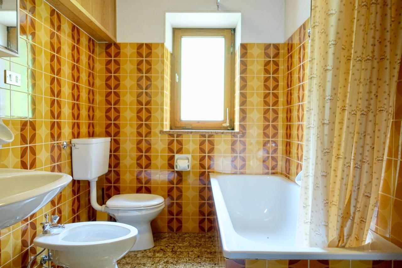 Ciasa Preroman App. Vista Castello Apartment San Martino in Badia Bagian luar foto